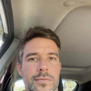 Eduardo Santos
